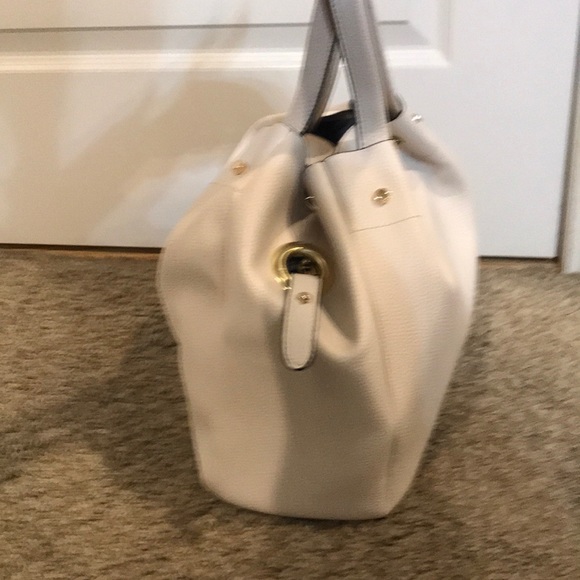 Handbag - Picture 2 of 7